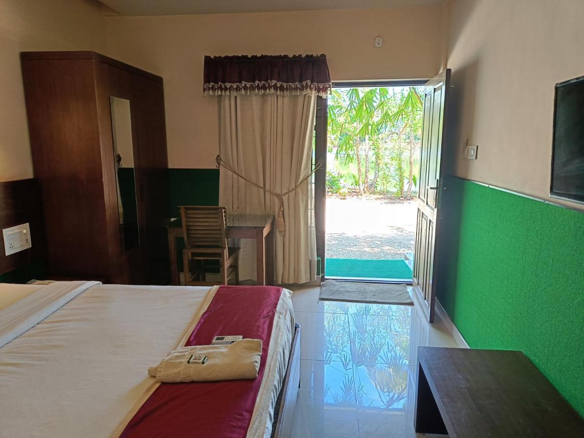 Global Backwater Resort Kollam Exterior foto