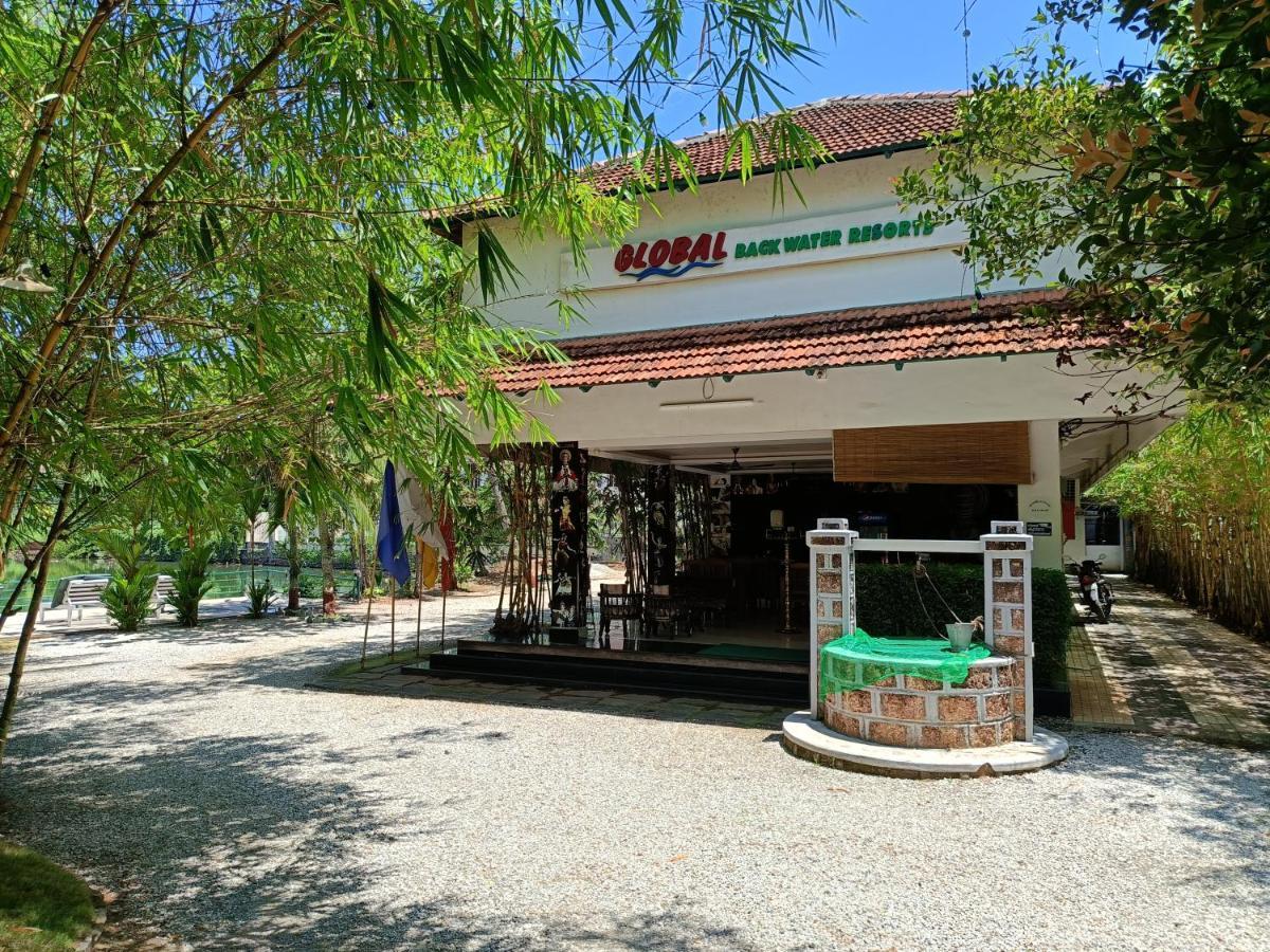 Global Backwater Resort Kollam Exterior foto