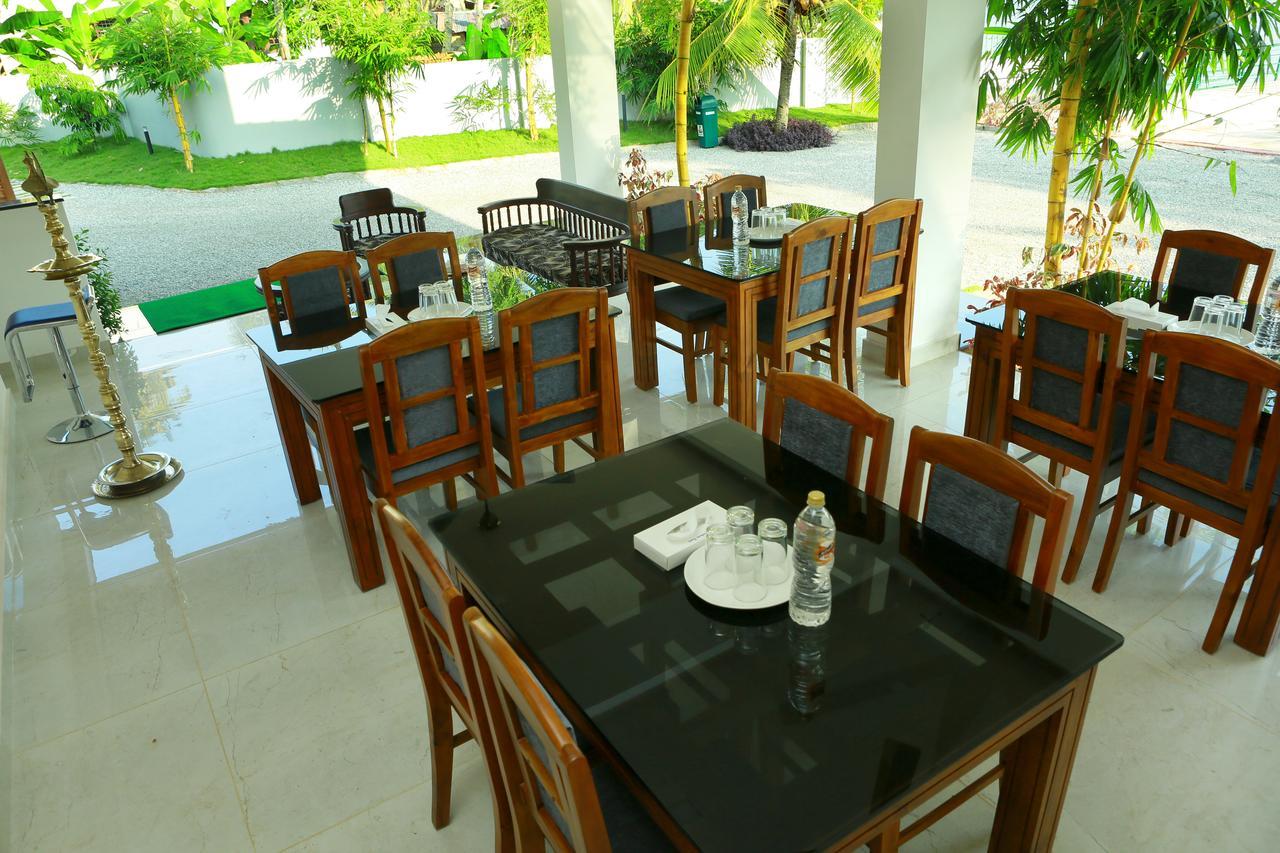 Global Backwater Resort Kollam Exterior foto