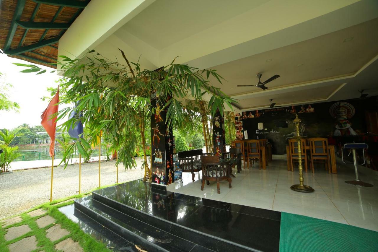 Global Backwater Resort Kollam Exterior foto