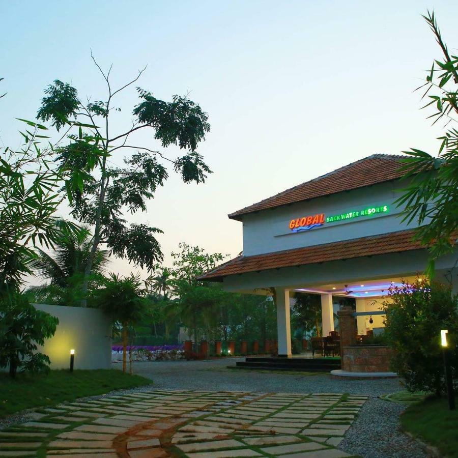 Global Backwater Resort Kollam Exterior foto